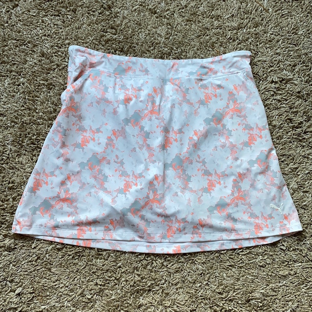 Woman’s athletic skirt